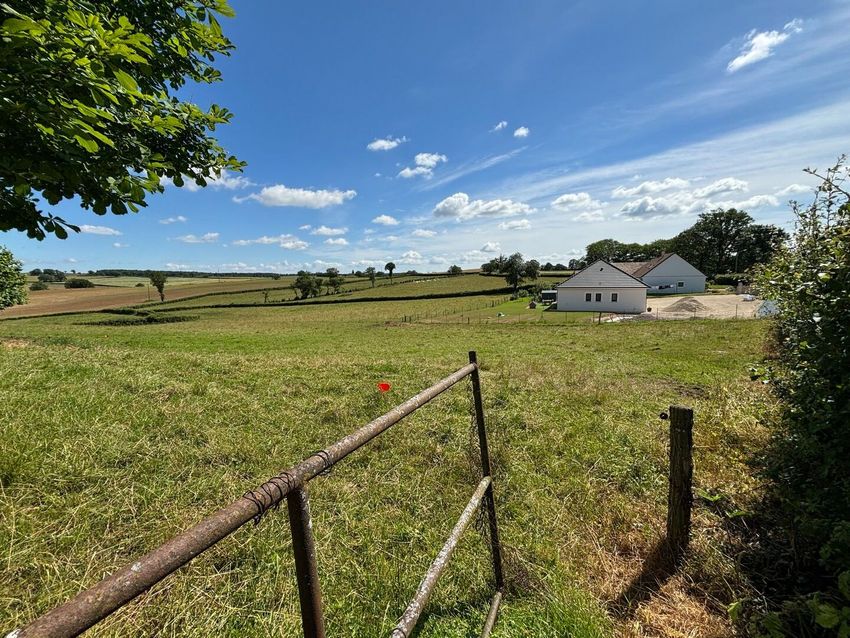 Image de terrain à Saint-Berain-sous-Sanvignes
