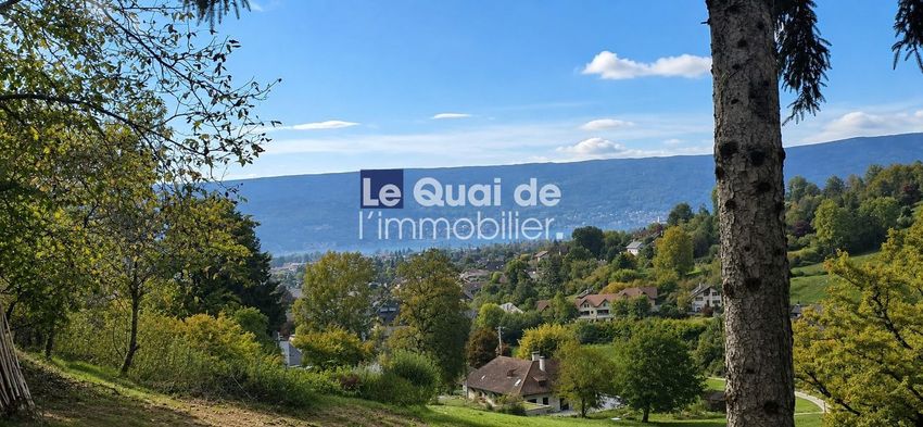 Image Vue à terrain de Saint-Jorioz