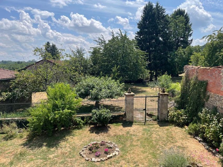 Image Jardin à  maison individuelle de Champsac