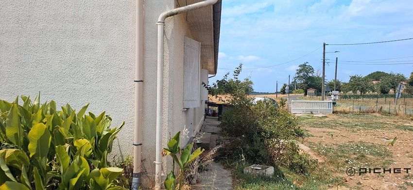 Image Façade à  maison individuelle de Cénac