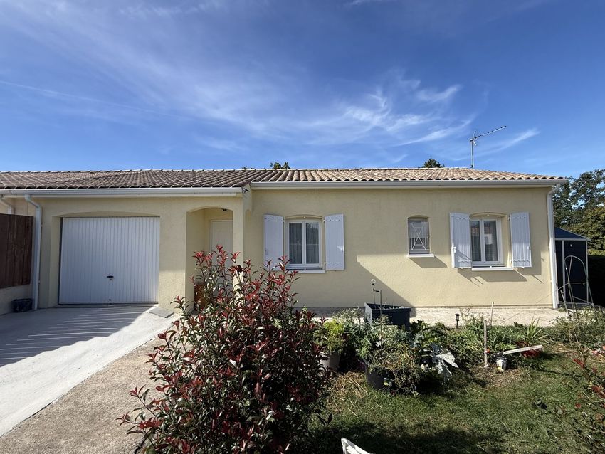Image Façade à  maison individuelle de Chermignac