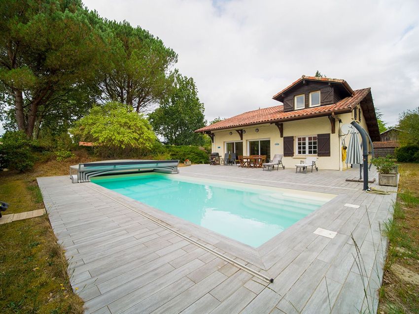 Image Piscine à  maison individuelle de Lüe