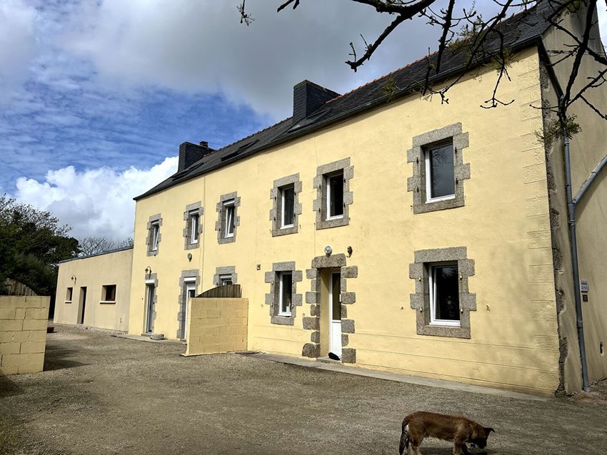 Image Façade à  manoir de Plouider
