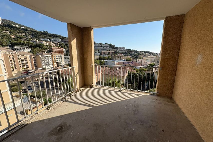 Image Terrasse à appartement de Bastia
