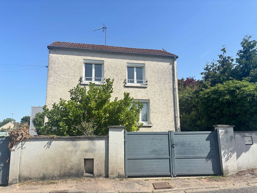 Image Façade à  maison individuelle de Varennes-Vauzelles