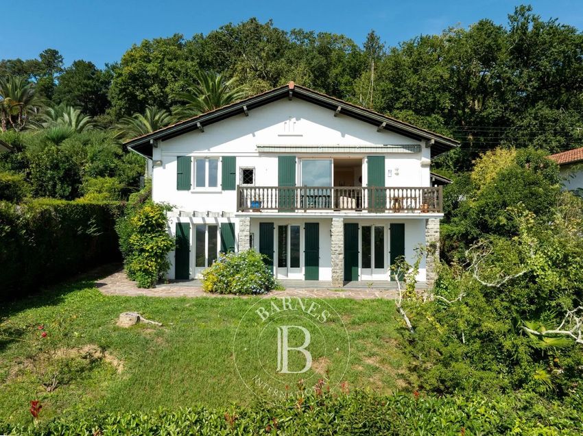 Image Façade à  maison individuelle de Ciboure