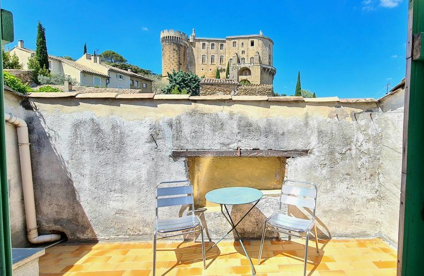 Image de  maison de village à Suze-la-Rousse