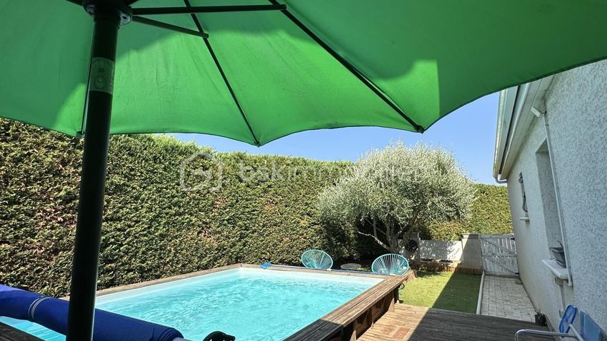 Image Piscine à  maison individuelle de Saint-André-de-Roquelongue
