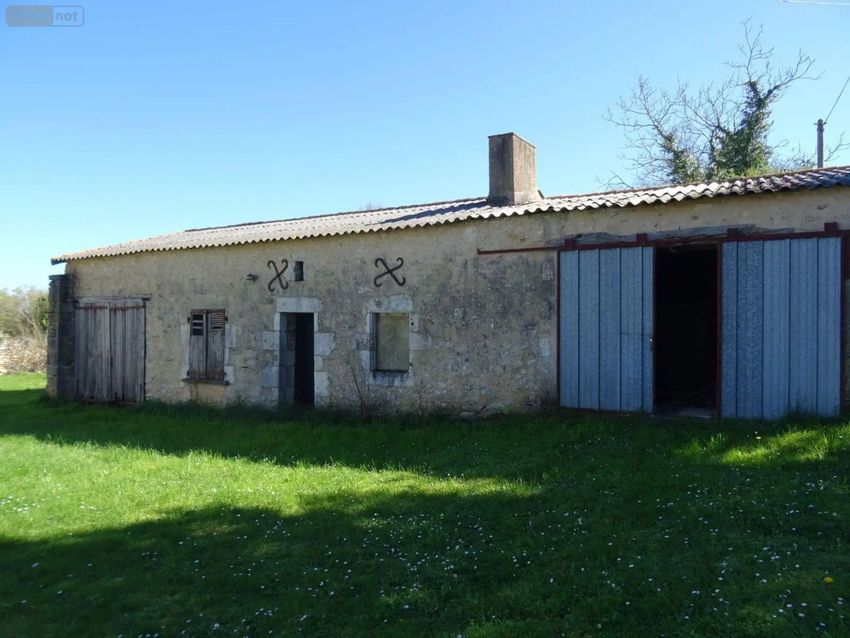 Image Façade à  maison individuelle de Leignes-sur-Fontaine