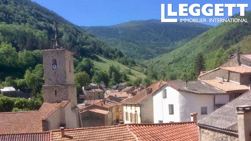 Image Vue à  maison de village de Montfort-sur-Boulzane