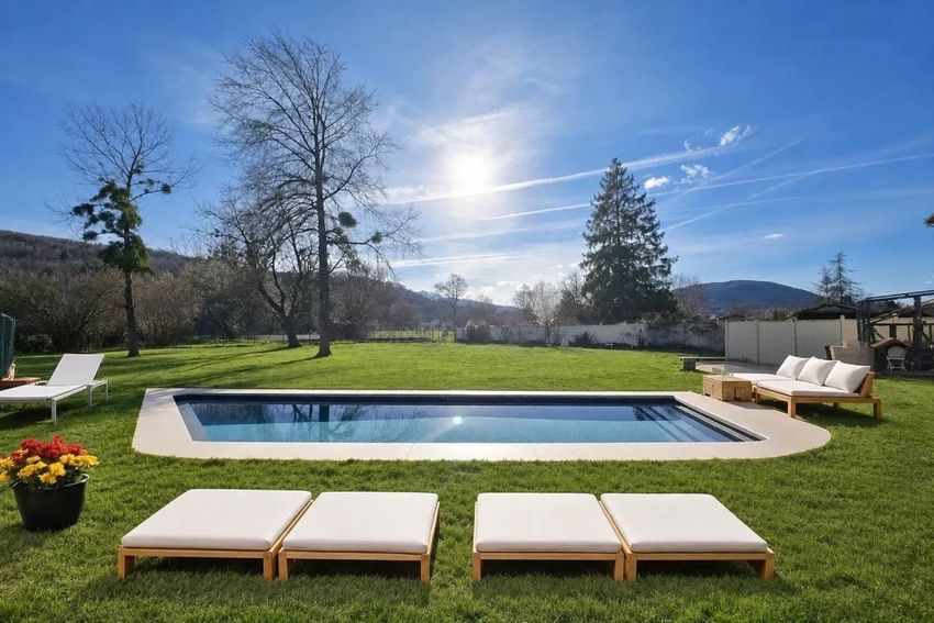 Image Piscine à  maison individuelle de Lavelanet