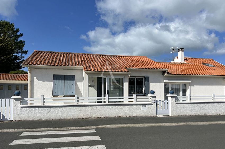 Image Façade à  maison individuelle de L'Aiguillon-la-Presqu'île