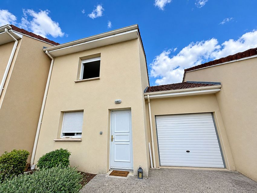 Image Façade à  maison individuelle de Ussac