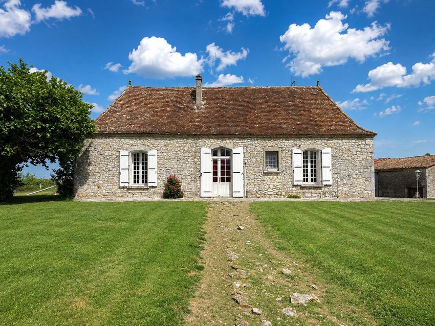 Image Façade à  maison individuelle de Saint-Julien-Innocence-Eulalie
