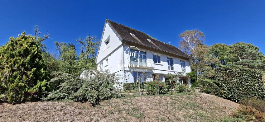 Image Façade à  maison individuelle de Razès