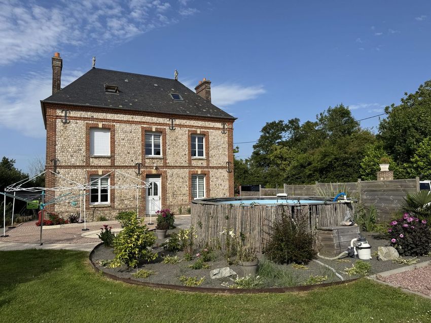 Image Façade à  maison individuelle de Valmont