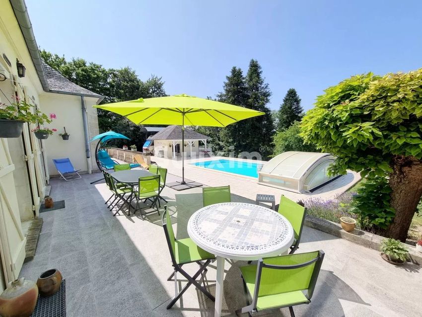 Image Terrasse à  maison de maître de Varennes-Vauzelles