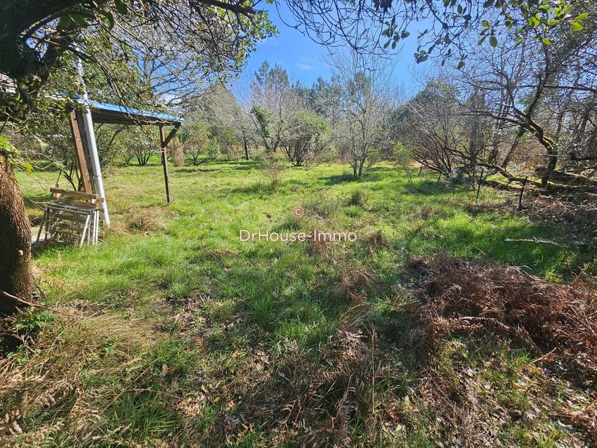 Image de terrain à Gastes