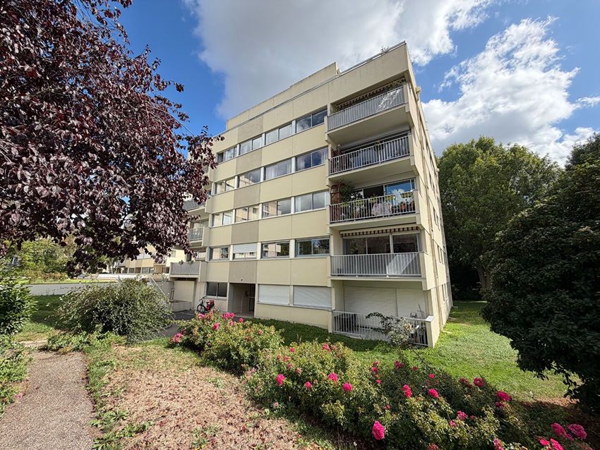 Image Façade à appartement de Caen