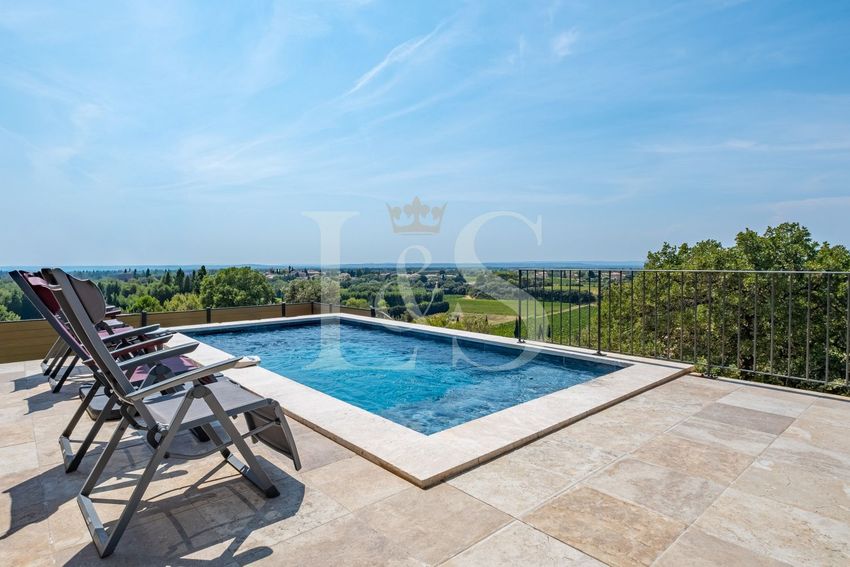 Image Piscine à  maison individuelle de Vacqueyras