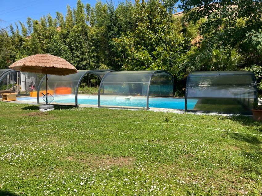 Image Piscine à appartement de Dardilly