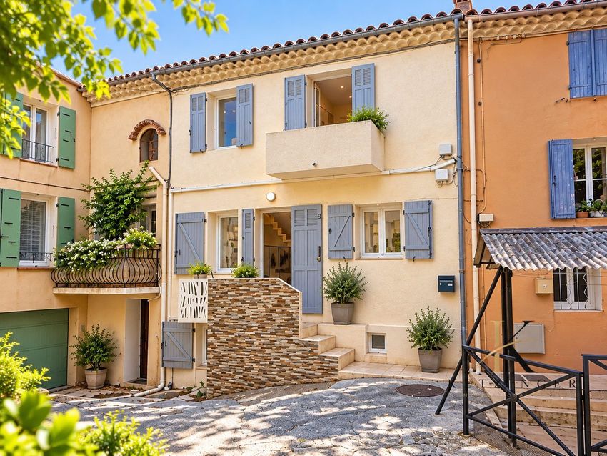 Image Façade à  maison individuelle de Carnoules