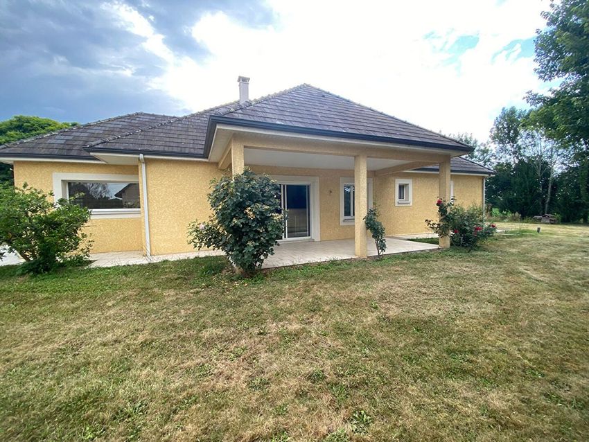 Image Façade à  maison individuelle de Lucgarier
