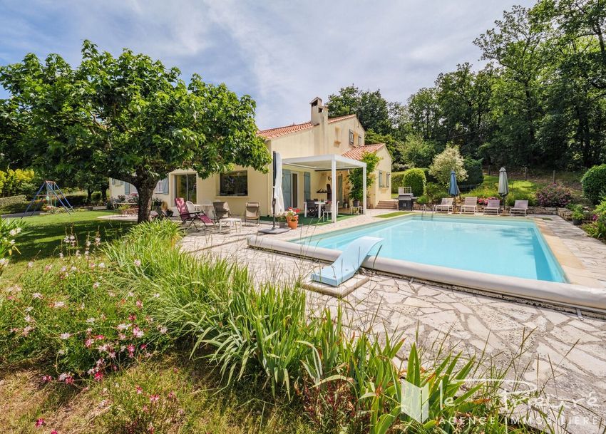 Image Piscine à  maison individuelle de Puygouzon