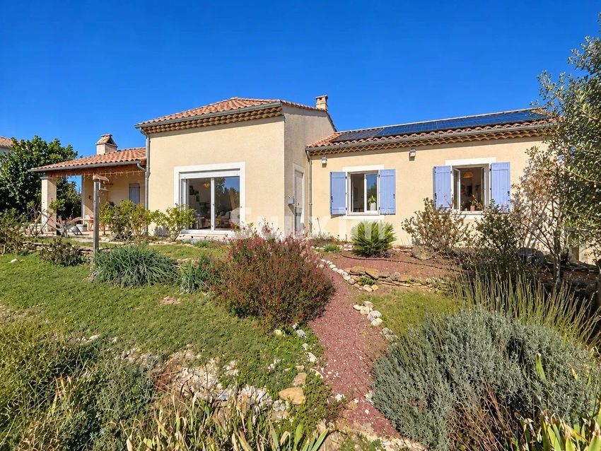 Image Façade à  maison individuelle de Taulignan