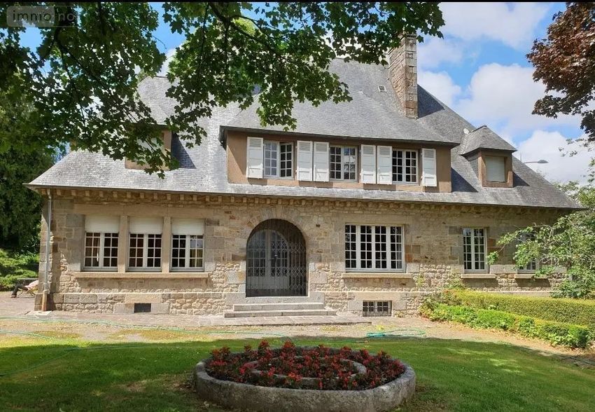 Image Façade à  maison individuelle de Villedieu-les-Poêles-Rouffigny