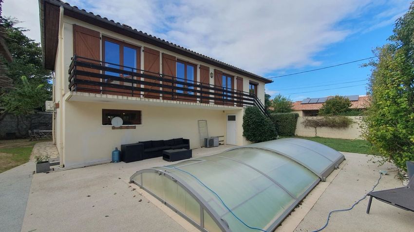 Image Façade à  maison individuelle de Cuxac-d'Aude
