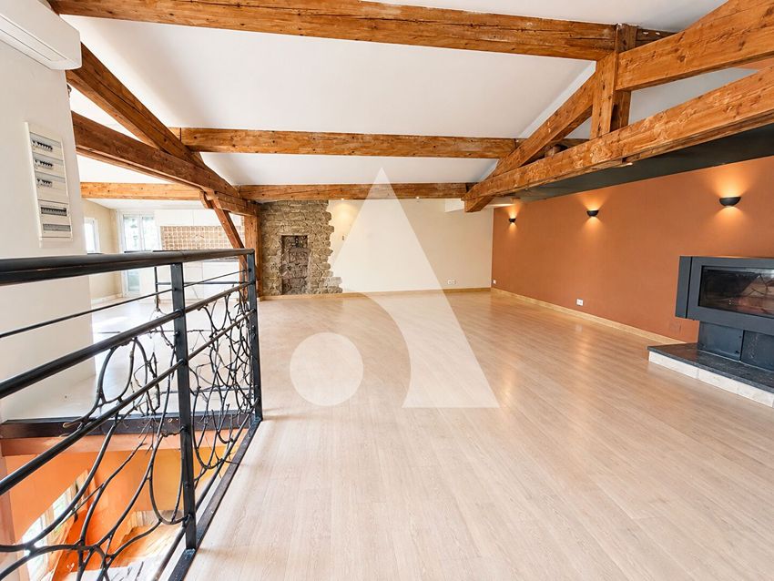 Image Détails à  maison individuelle de Verzeille
