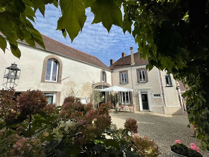 Image Façade à  maison de village de Bellechaume
