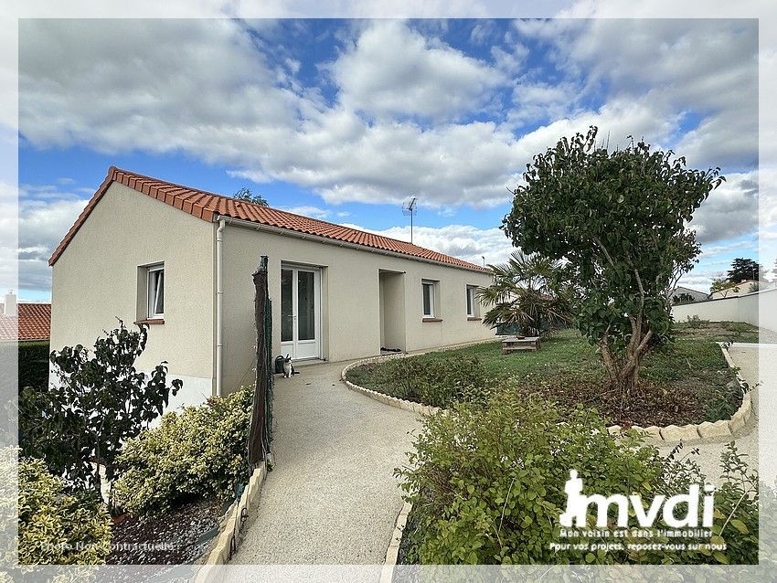 Image Façade à  maison individuelle de Orée d'Anjou