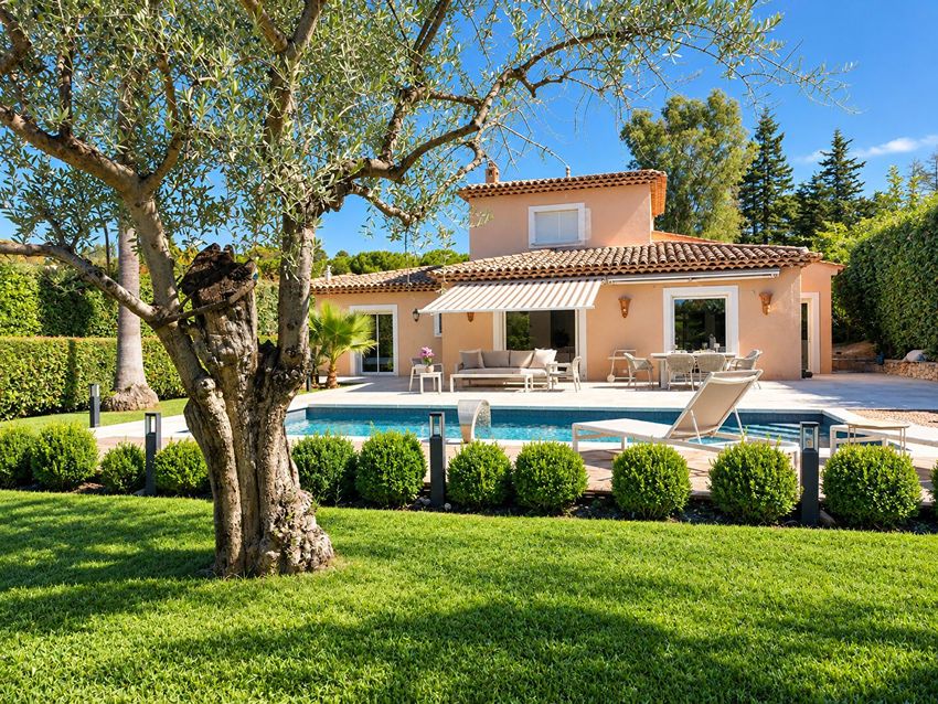 Image Façade à  maison individuelle de Mougins