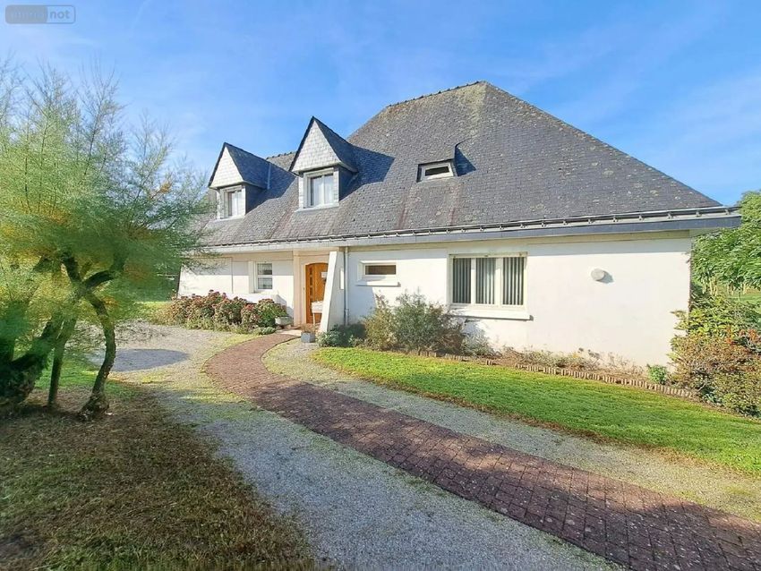 Image Façade à  maison individuelle de Renazé