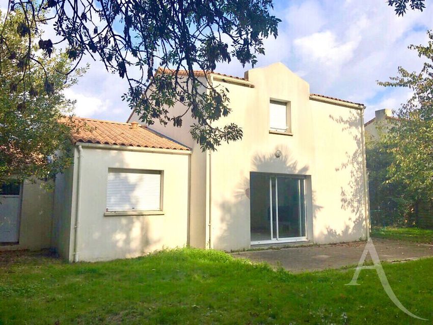Image Façade à  maison individuelle de Montaigu-Vendée