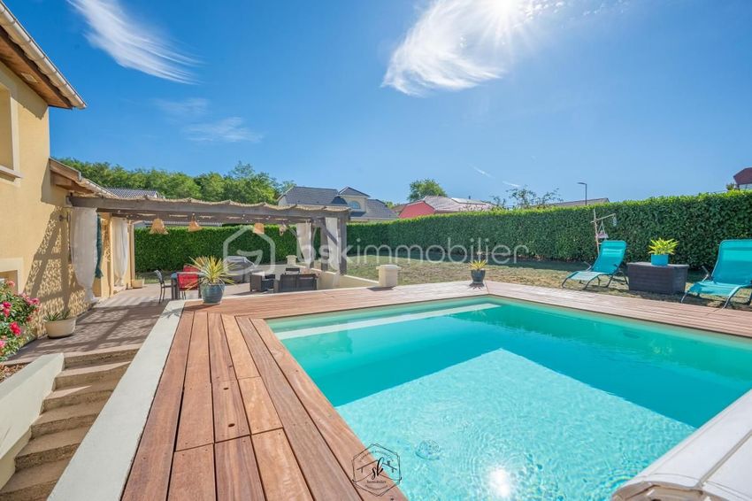 Image Piscine à  maison individuelle de Elzange