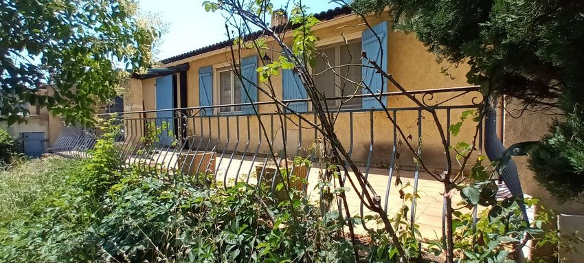 Image Façade à  maison individuelle de Saint-Andiol