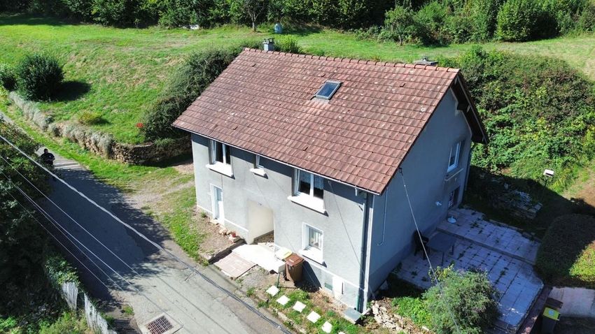 Image Façade à  maison individuelle de Essert