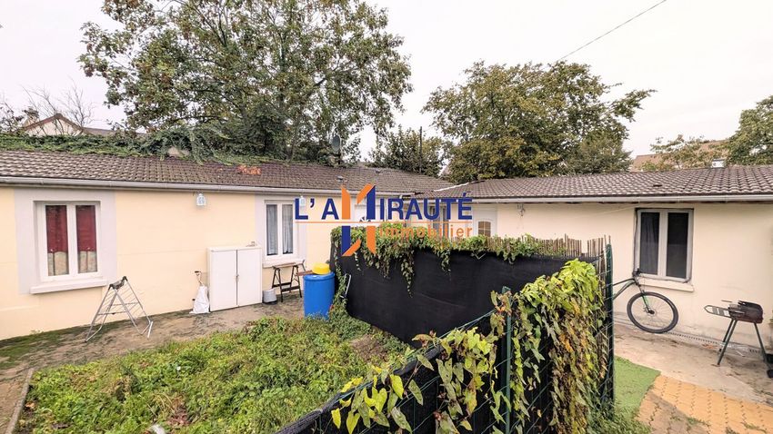 Image Façade à  maison individuelle de Houilles