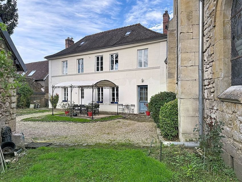 Image Façade à  maison individuelle de Dangu