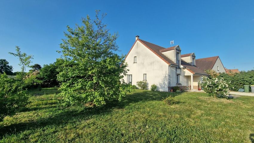 Image Façade à  maison individuelle de Fleury-les-Aubrais