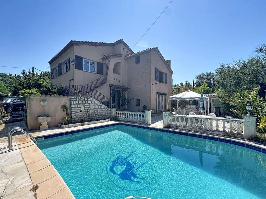 Image Piscine à  maison individuelle de La Colle-sur-Loup
