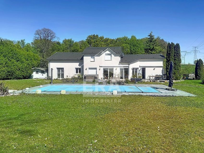 Image Piscine à  maison individuelle de Chenières
