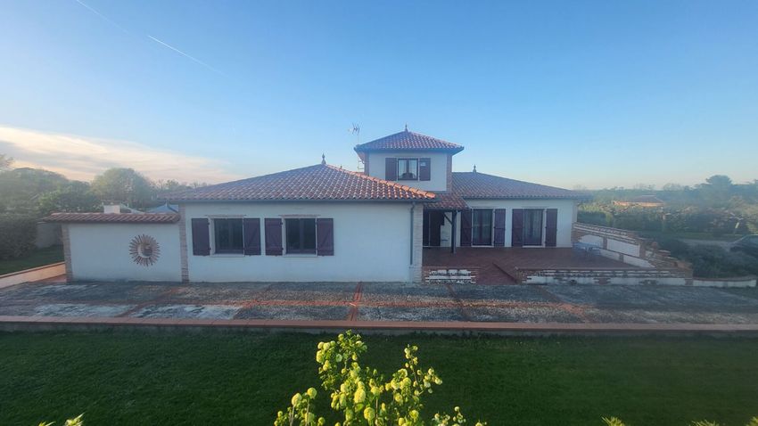 Image Façade à  maison individuelle de Castelmayran