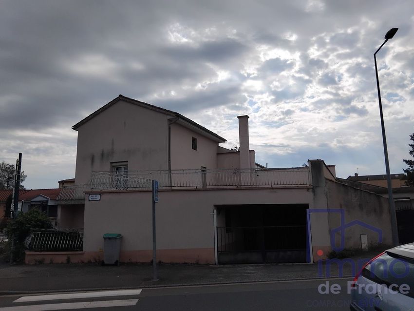 Image Vue à  maison individuelle de L'Hôpital-le-Grand