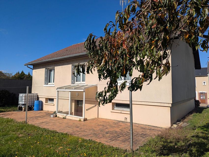 Image Façade à  maison individuelle de Prémery
