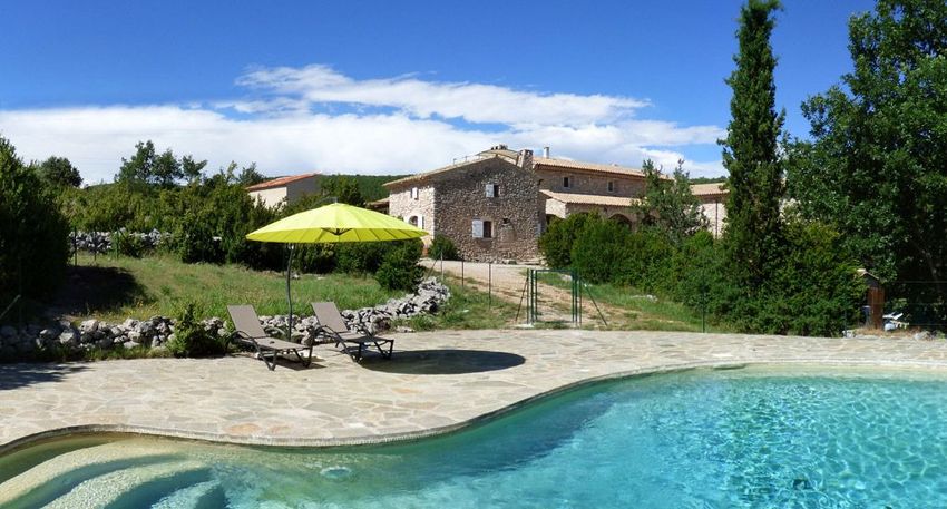 Image Piscine à  manoir de Simiane-la-Rotonde