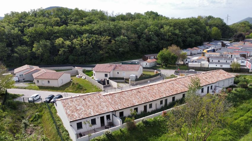 Image de  maison mitoyenne à Les Tourrettes